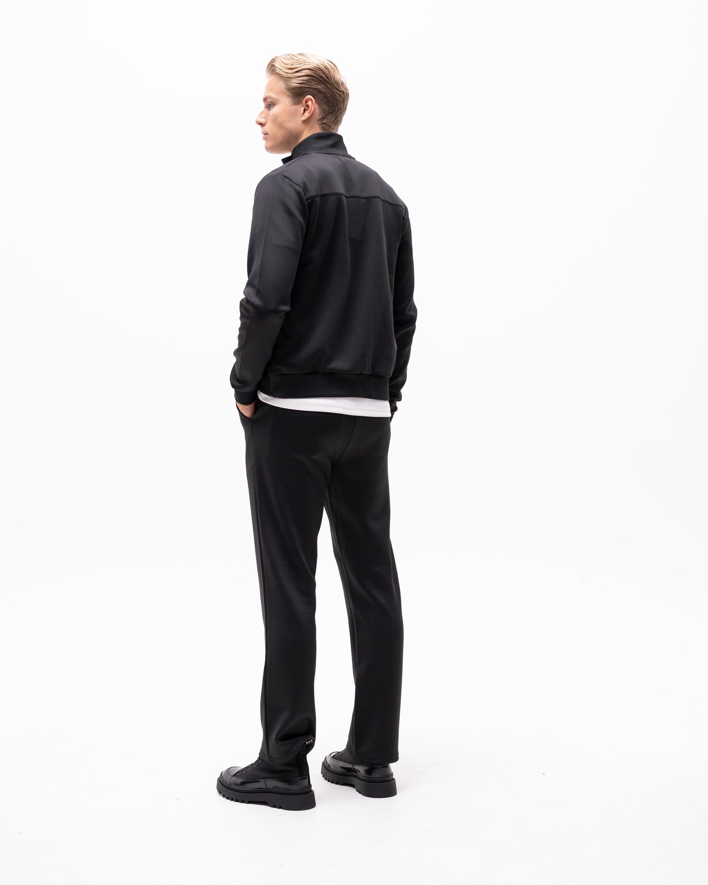 AKINO TRACK JACKET
