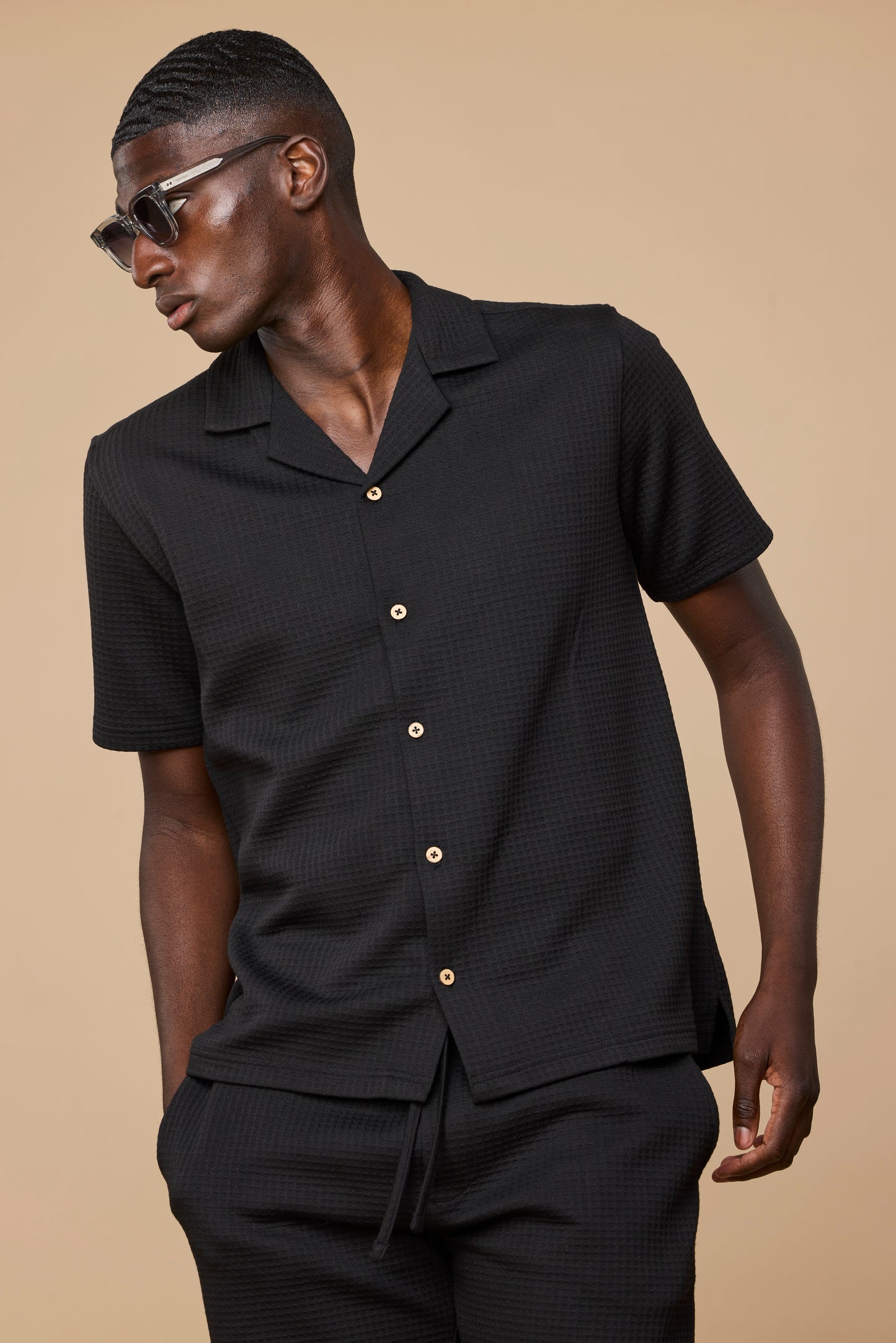 FONZO SHIRT - BLACK