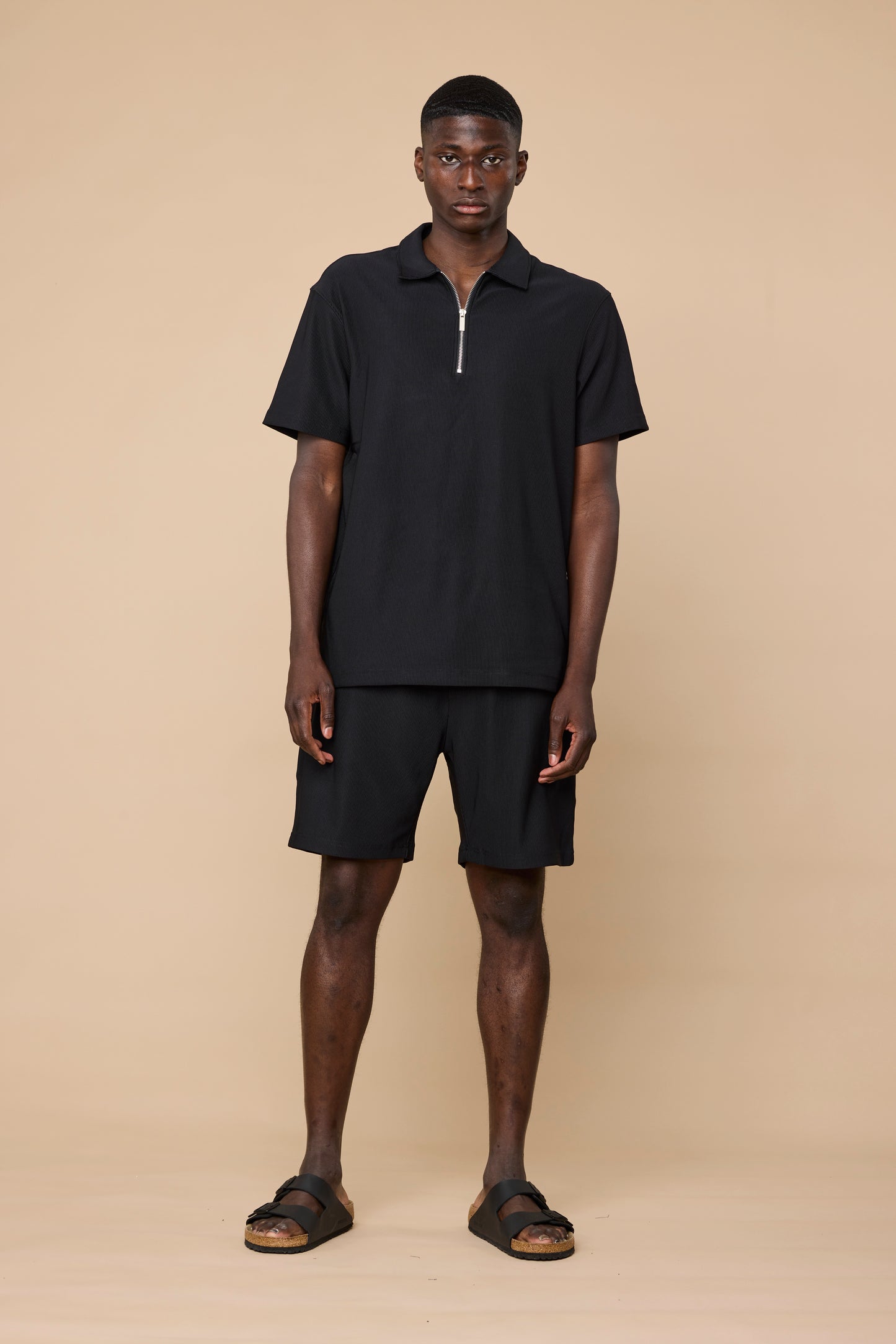 ALONZO ZIP POLO - BLACK