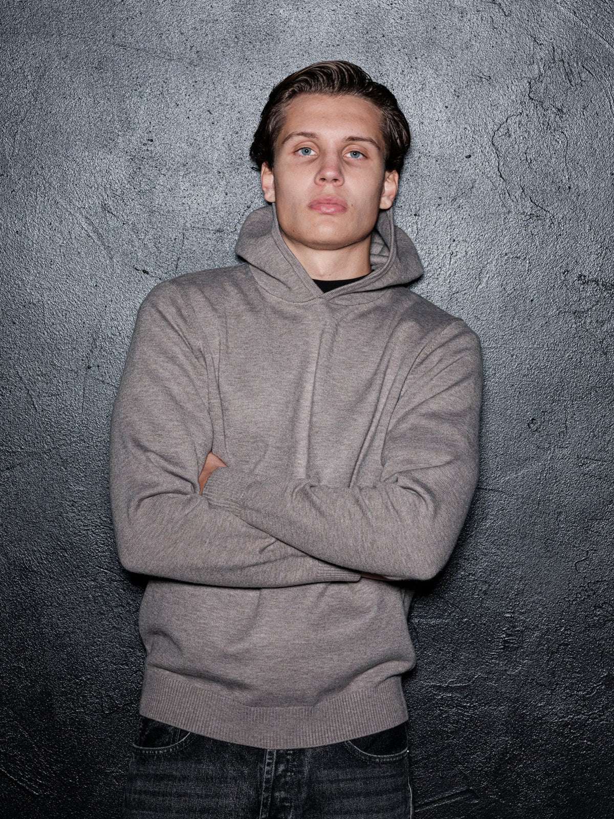 VINCENT KNIT HOODIE