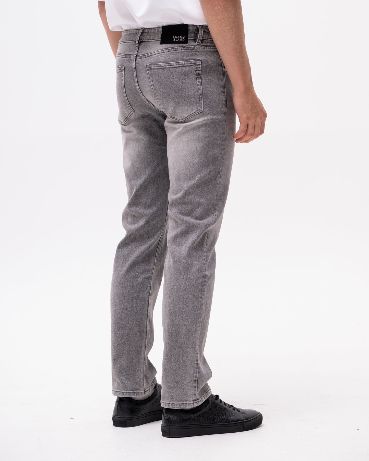 LUCAS STRAIGHT JEANS