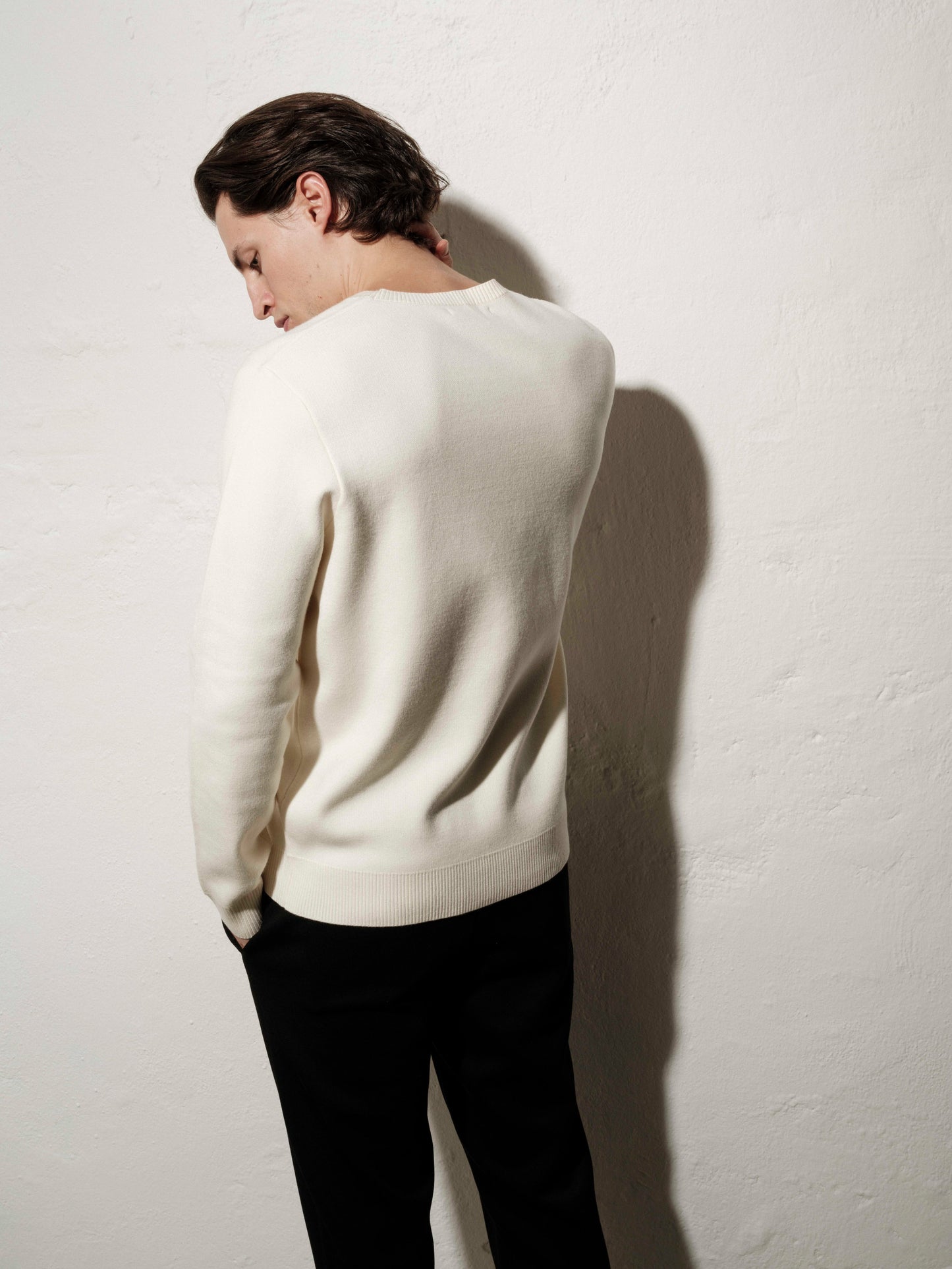 LEO O-NECK KNIT